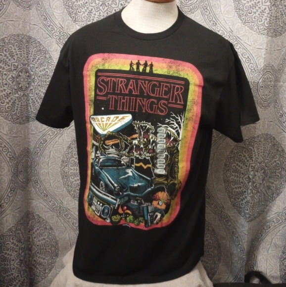 NWOT Strangers Things Unisex Black T-shirt Size Large - Picture 2 of 8